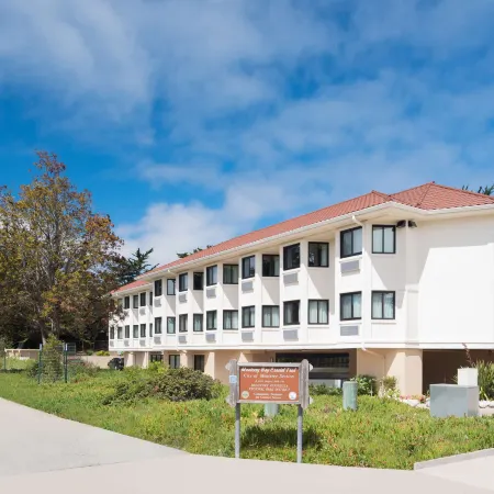 Hampton Inn Monterey