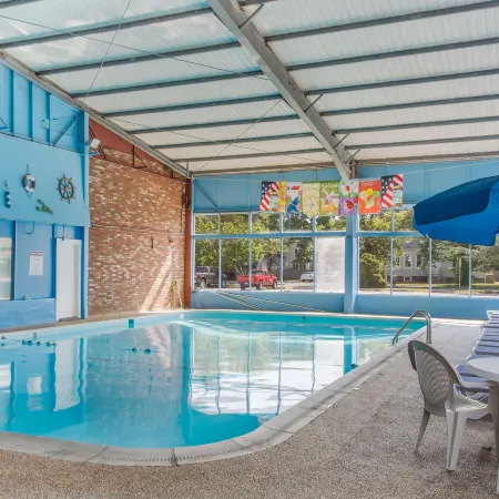 Americas Best Value Inn & Suites-Hyannis/Cape Cod
