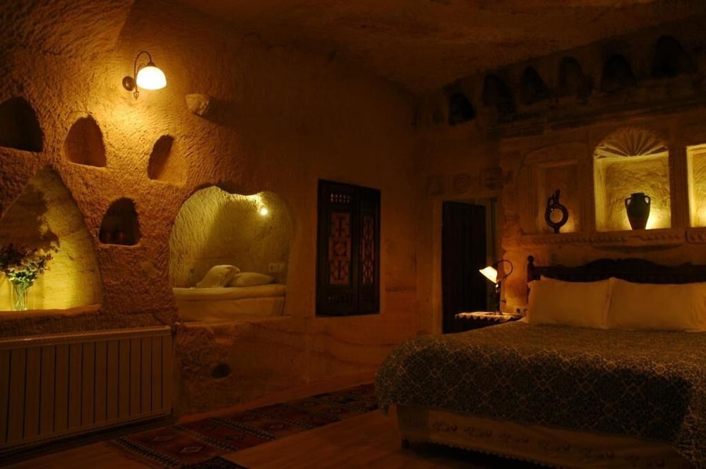 Elkep Evi Cave Hotel