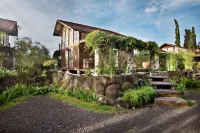 Vila Air Natural Resort Hotels in Parongpong