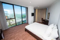 Hotel Shine Palace Hotels in Saguramo