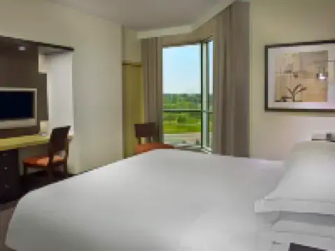 Hilton Toronto/Markham Suites Conference Center & Spa Hotels in Markham