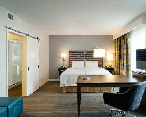 Hampton Inn & Suites Seattle/Northgate Hotels near Northgate