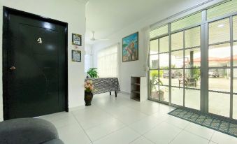 OYO 90230 Dh Residence