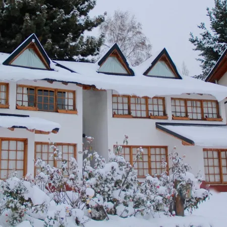 La Ponderosa Apart Hotel