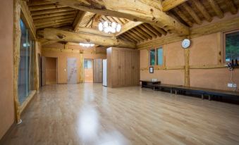 Chungju Solnaeeum Hanok Pension