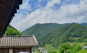 Danyang Danyangjeong Hanok Pension