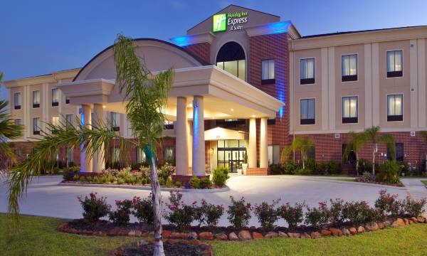 Holiday Inn Express & Suites Deer Park by IHG