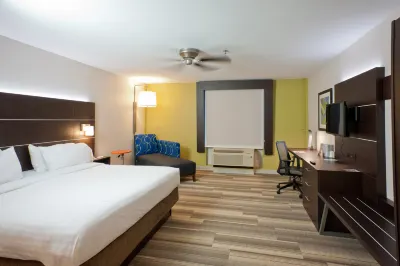 Holiday Inn Express & Suites Scott-Lafayette West Hotels in Rayne