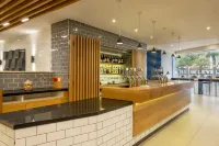 Holiday Inn Express DUBLIN CITY CENTRE by IHG - bar