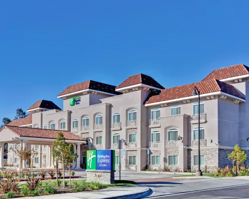 Holiday Inn Express & Suites BANNING by IHG Hotels in Banning