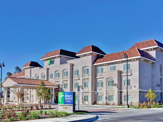 Holiday Inn Express & Suites BANNING by IHG