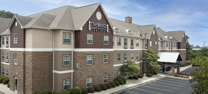 Staybridge Suites Greenville I-85 Woodruff Road by IHG โรงแรมในกรีนวิลล์