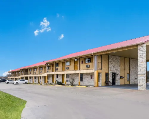 Americas Best Value Inn Refugio Hotels in Refugio
