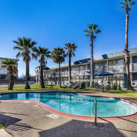 Quality Inn Pasadena - Houston East