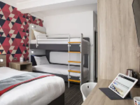 フォーポインツ フレックス by シェラトン エディンバラ エディンバラのホテル