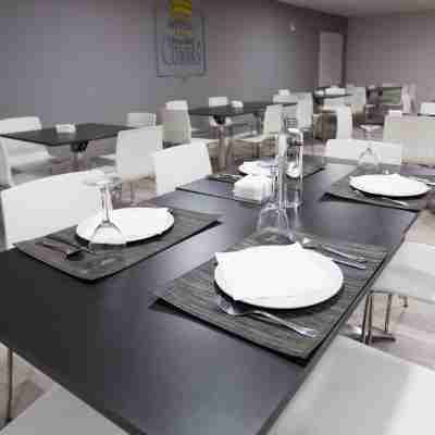 Hotel Familia Conde Dining/Meeting Rooms