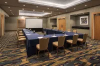 Hyatt Regency Pittsburgh Intl Airport
