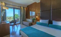 Cosmopolitan Hotel & Spa فنادق في باراليا