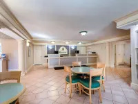 La Quinta Inn by Wyndham Tallahassee North Hotels near Lichgate on High Road