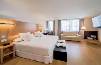 Occidental Cádiz Hotel dekat Torre Tavira