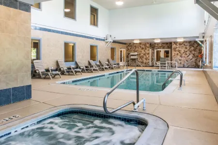 Comfort Inn Lancaster County Отели в г. Манор Тауншип