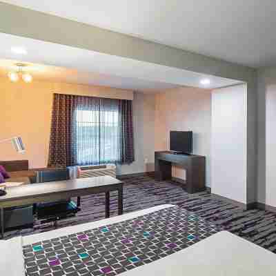La Quinta Inn & Suites by Wyndham Dallas - Wylie Rooms