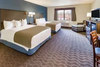 AmericInn by Wyndham Hotel and Suites Long Lake - Parking