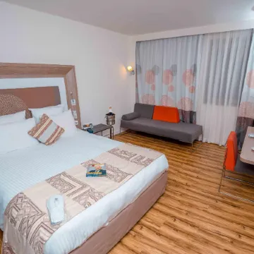 Accra City Hotel
