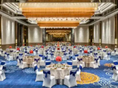 Taj Lakefront Bhopal Hotels in Bhopal