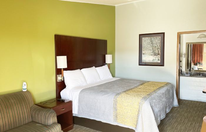 Express Inn Thomson