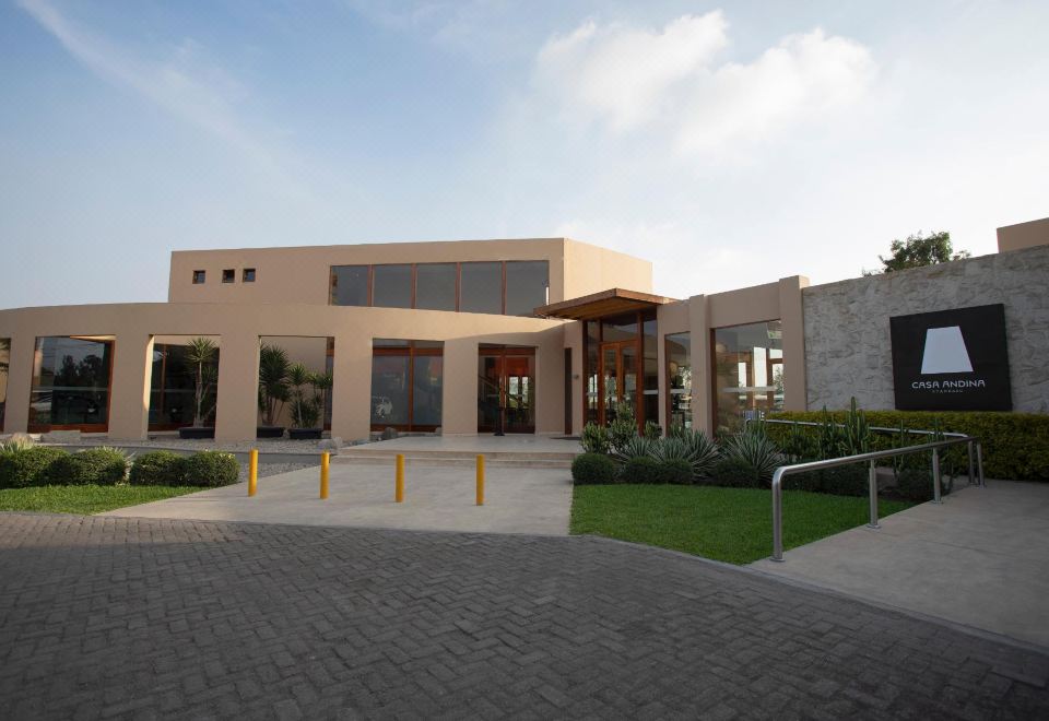 Casa Andina Standard Chincha - Housity