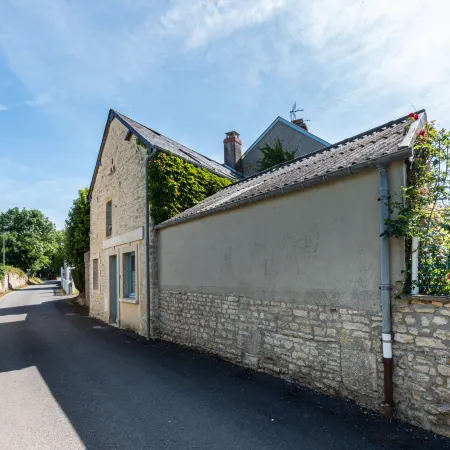 Sténaïs Отели в г. Ком