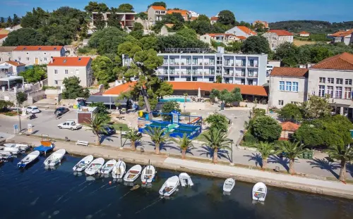 Hotel Lumbarda Hotel a Korcula Island
