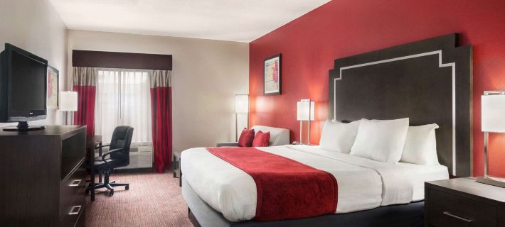 Days Inn & Suites by Wyndham Murfreesboro Hotels in Murfreesboro