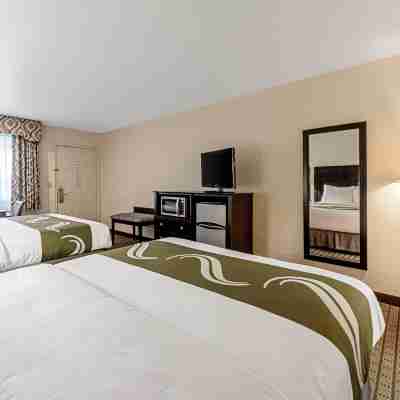 Quality Inn Rooms