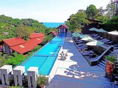 Alama Sea Village Resort Отели рядом с достопримечательностью «Khlong Chak Waterfall»