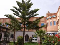 Motel Paris Dakar Hôtels à proximité de : Royal Air Maroc