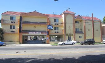 Starlight Inn, Valley Blvd - Downtown La