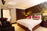 Sanchia Luxury Guest House Hotels in Durban North