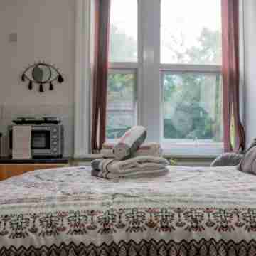 Bv Comfy Studio at Maningham Lane Bradford Rooms