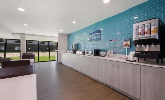 Clarion Pointe OKC Airport