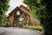 Hotel des Trois Hiboux Hoteles cerca de Parque Astérix