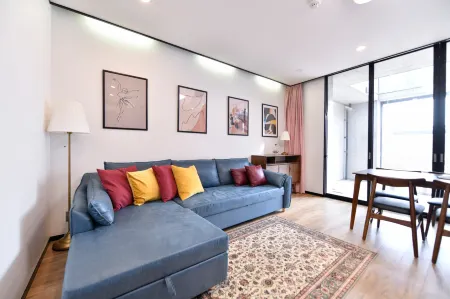 BRUCE HOUSE Отели рядом со станцией JR Kumeda station