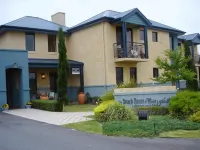 The Beach House at Bayside Hotels in Emu Point