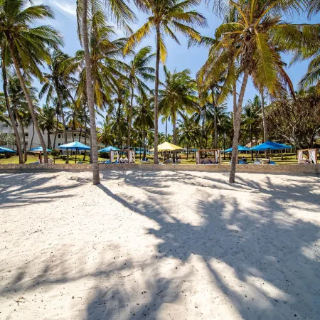 PrideInn Flamingo Beach Resort & Spa Mombasa