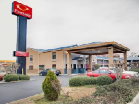 Econo Lodge Laurel Hotels in Jones County