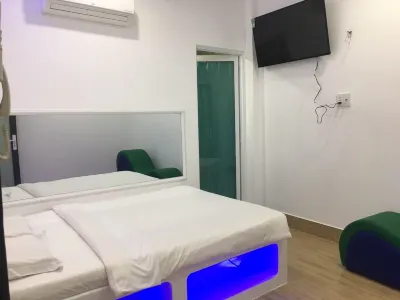 Hotel MAI TUAN Phạm Hùng Các khách sạn ở 