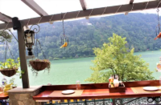 Hotel Lakeside Inn Nainital Hotels in Nainital