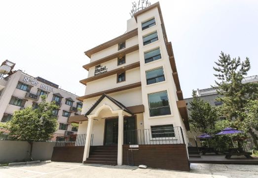 3. 더호텔비즈니스..